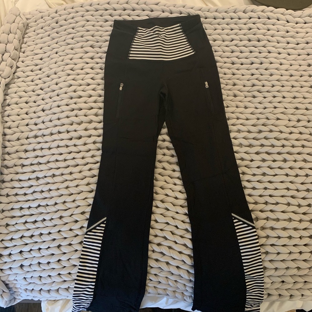 High waist Lululemon flared winter legging - NWOT